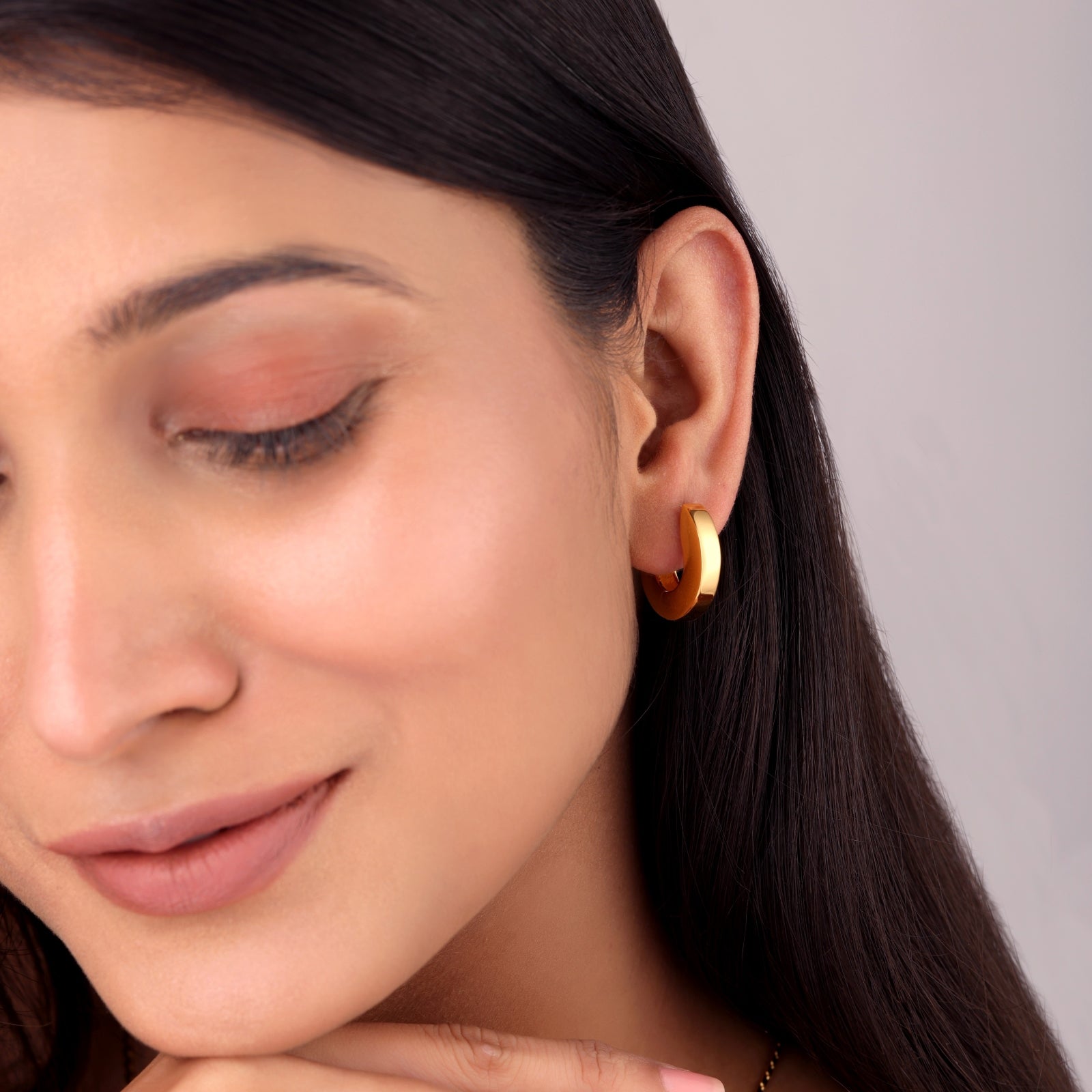 Arc of Light Huggies