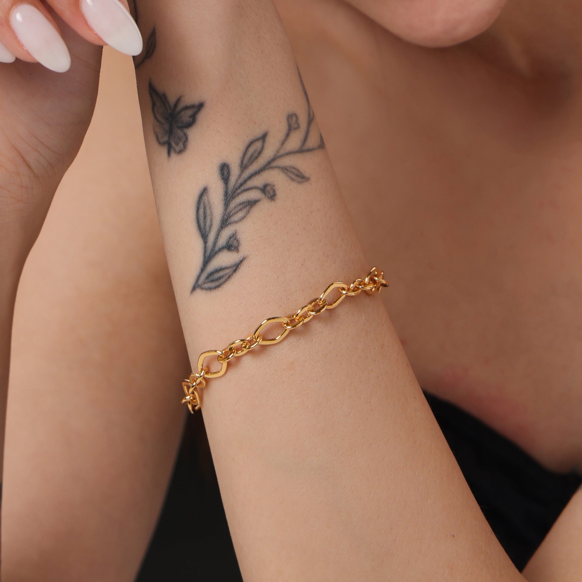 Bold Oval Link Bracelet — 14K gold-plated recycled brass bracelet by Sucra