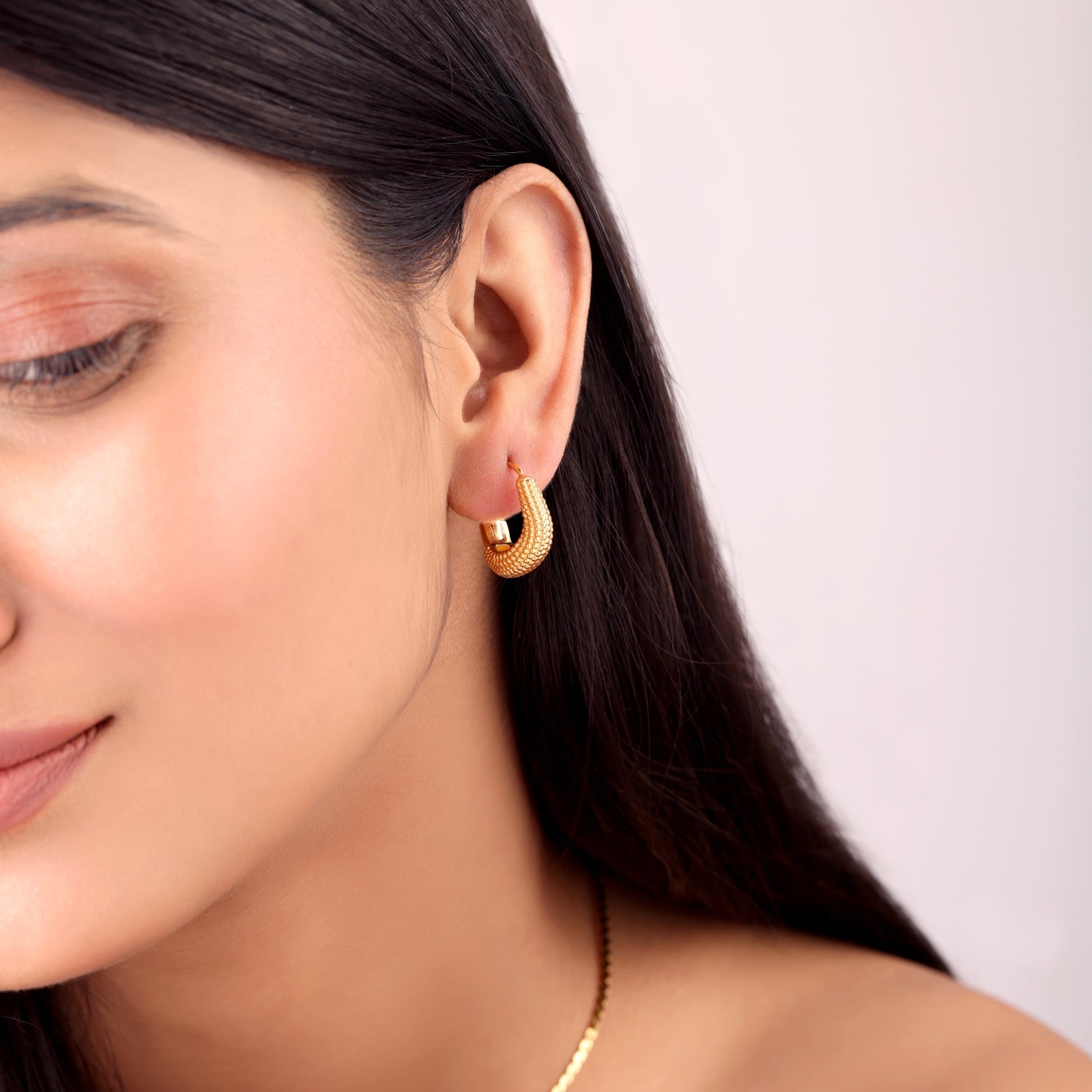 Wavelet Textured Hoop